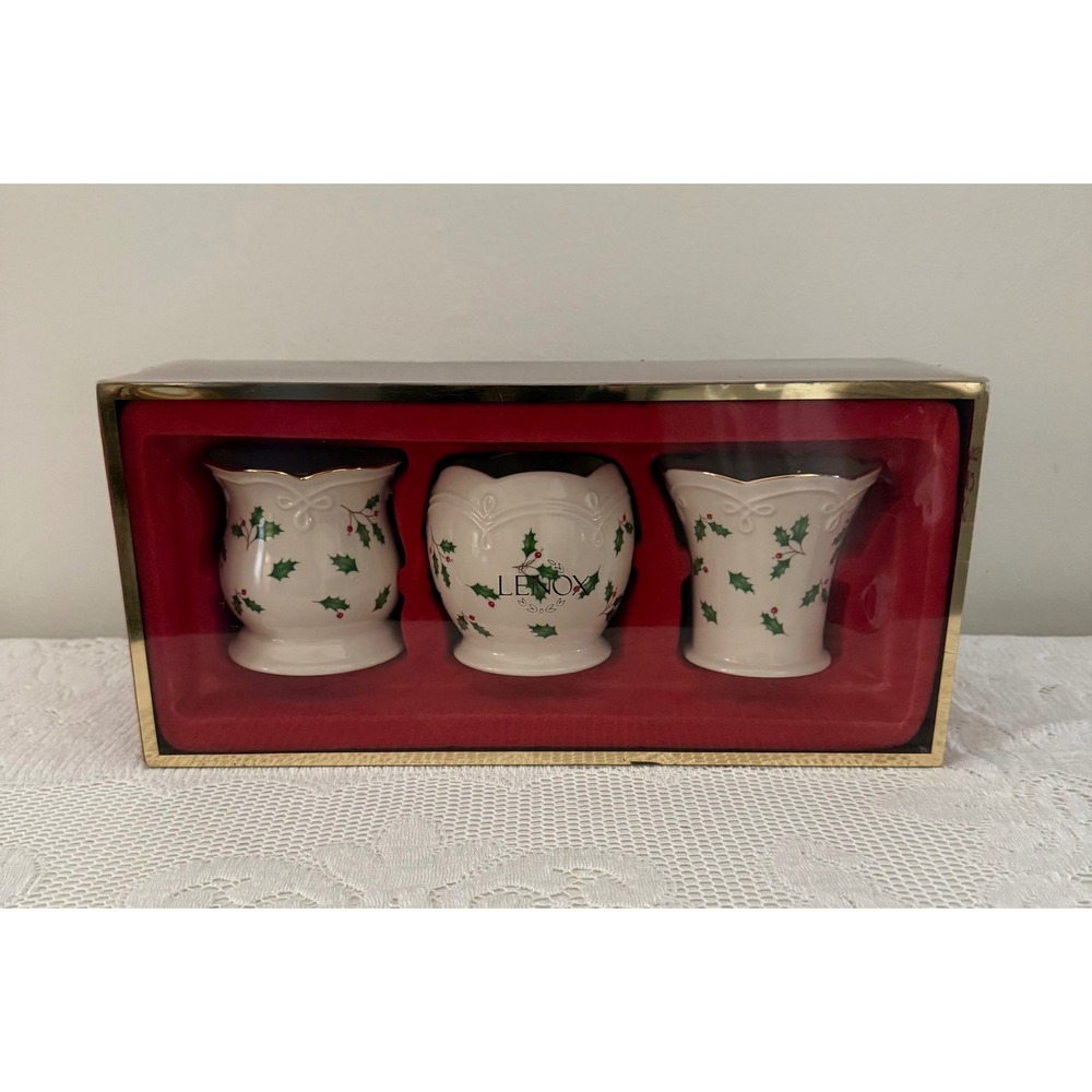 Lenox Holiday Mini Vases 3-Piece Set Dimension Collection Holly Berry Gold Trim